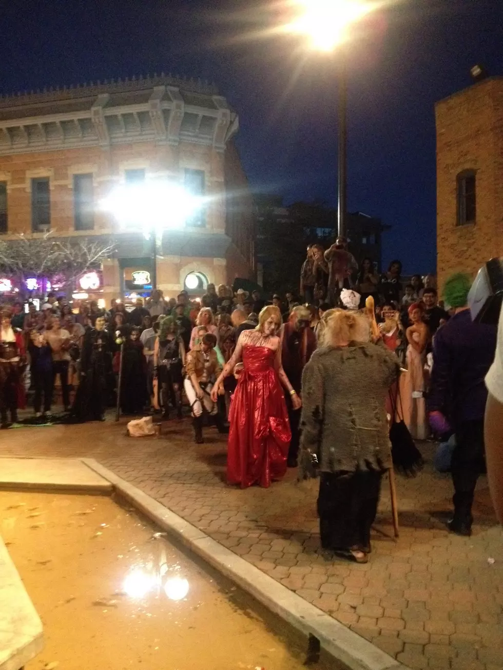 The Walking Dead Invaded Old Town for Zombie Fest 2014